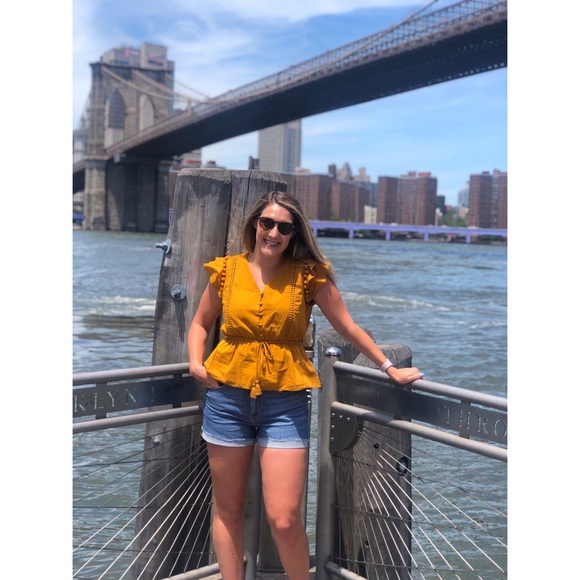 Meet your Posher, Abbie! - Picture 6 of 8